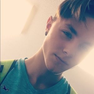 Meet your Posher, Carter